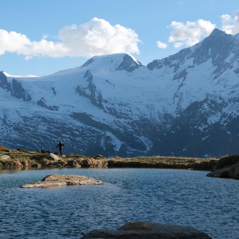 Family Home Base near Saas Fee with Mountain View - Apartment mit 2 Schlafzimmern und Balkon - 2