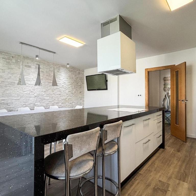 Beautiful Home In Murcia With Private Swimming Pool, Can Be Inside Or Outside - Casa de 7 dormitorios - 6