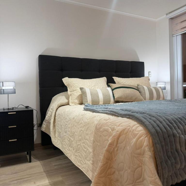 Moderno y Elegante - Two-Bedroom Apartment - 1