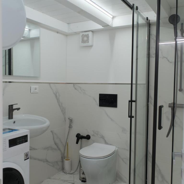 Arena Apartment - Refined Stay in Verona - One-Bedroom Apartment - 4