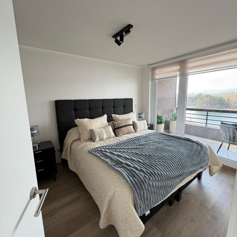 Moderno y Elegante - Two-Bedroom Apartment - 11