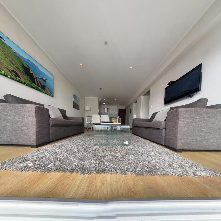 Pardo Miraflores - One-Bedroom Apartment - 26