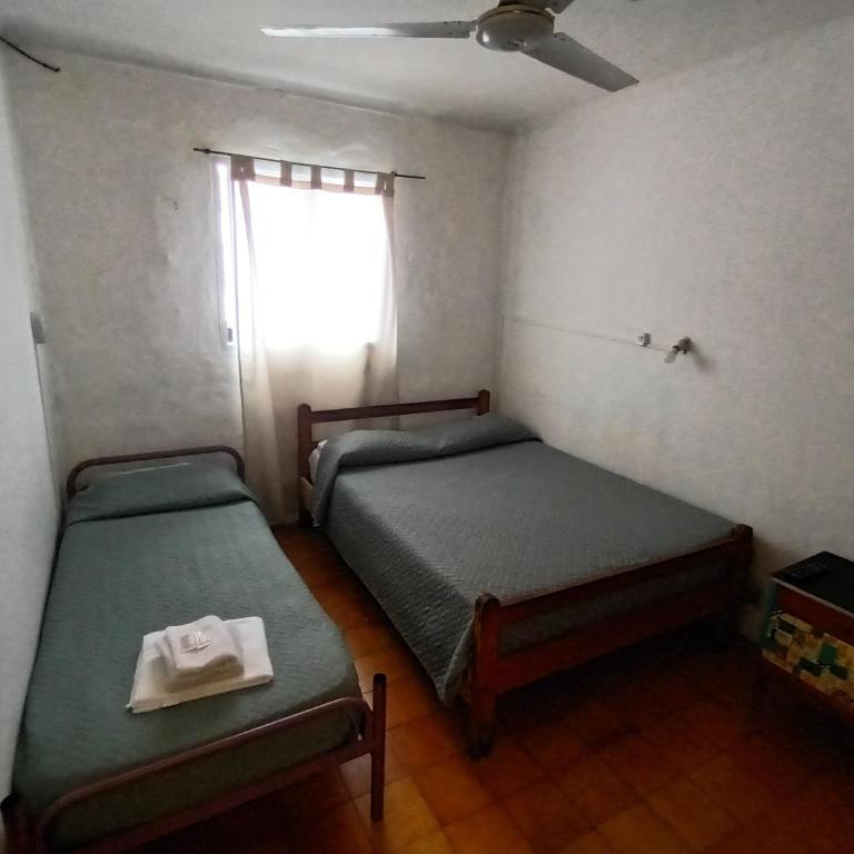 Hospedaje Alicia - Habitación Doble con baño privado - 2