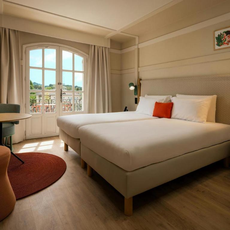 La Bastide de Mougins, a Tribute Portfolio Hotel - Chambre Lits Jumeaux Supérieure avec Balcon et Vue sur le Jardin - 10