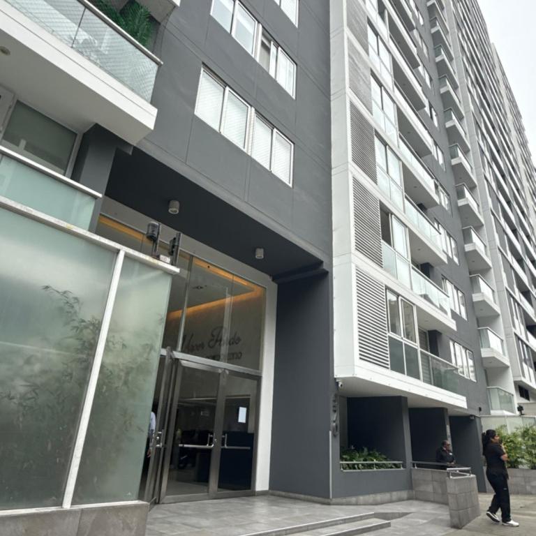 Pardo Miraflores - Two-Bedroom Deluxe Apartment with Balcony - 5