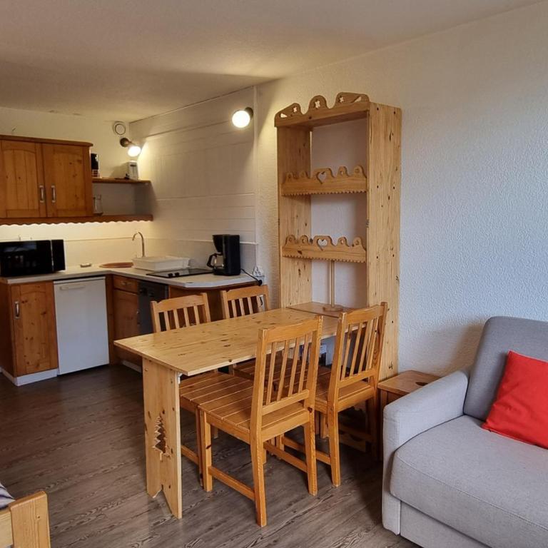Studio rénové, animaux admis - 4 pers., vue pistes - FR-1-181-2884 - Estudio - 1