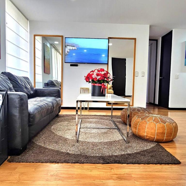 Apartment in El Poblado Medellin Powerful Internet - Two-Bedroom Apartment - 3