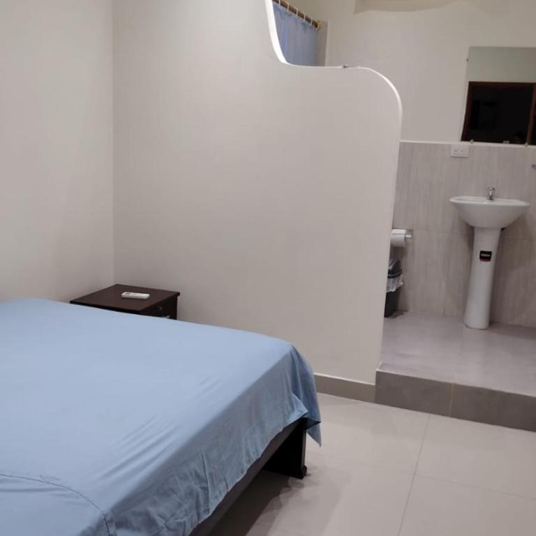 CASA Sebastián - Single Room with Private Bathroom - 1