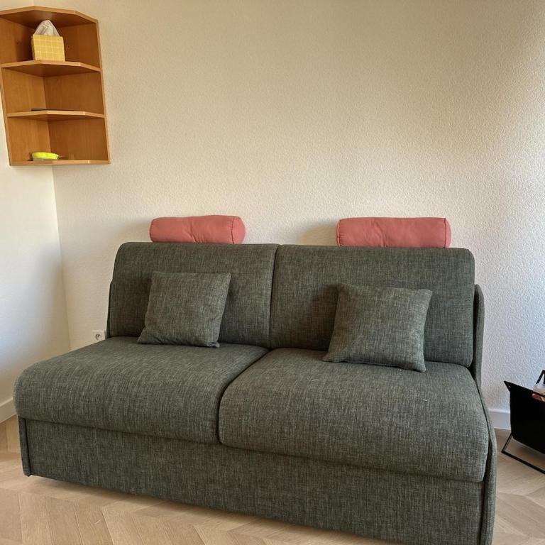Patio Sauge Studio avec mezzanine, piscine & parking - Appartement - Vue sur Piscine - 13