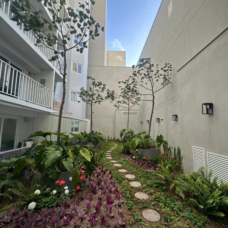 Ocean view apartment with balcony, pool and gym - One-Bedroom Apartment - 35