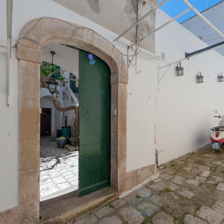 Casa in Via Seminario Otranto - Appartamento Premium con 3 Camere da Letto e Balcone - 11