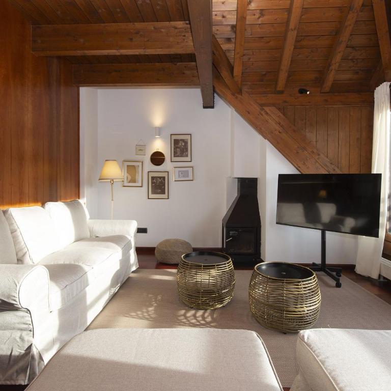 Mirador de Sallent by BeValle - Three-Bedroom Apartment - 3