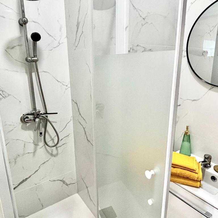 Le Petit Nice - 4 Studios, 2 with Private Terrace - Nice Centre - Studio Standard - 10