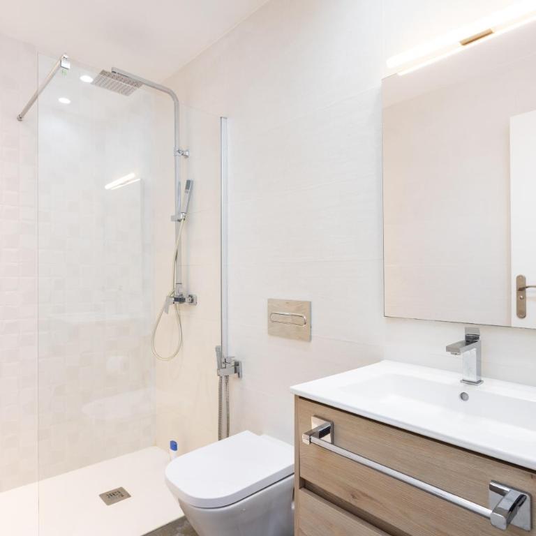 Azahara Sunrises By Sunkeyrents - Apartamento de 2 dormitorios con terraza - 24