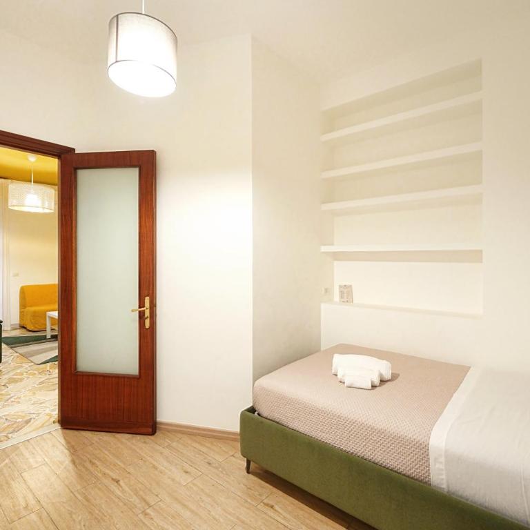 Casalicia Acireale - Casa Vacanze con 3 Camere da Letto - 84