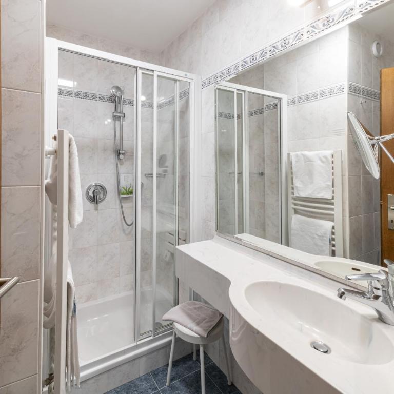 Geniesserhotel Messnerwirt Olang - Camera Matrimoniale Comfort - 4