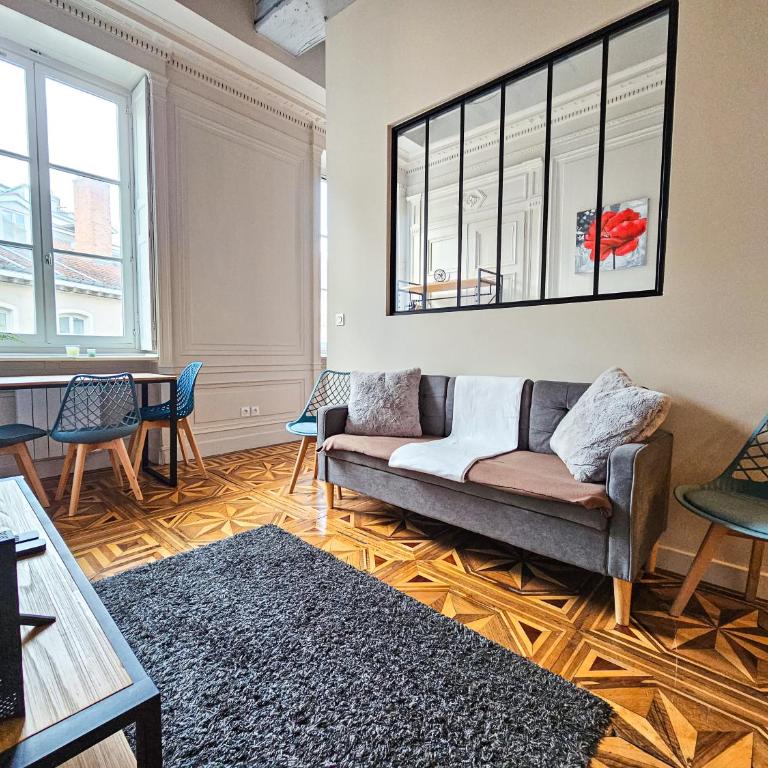 Le Haussman 4 places - Louis Pradel - Netflix - Appartement - 8