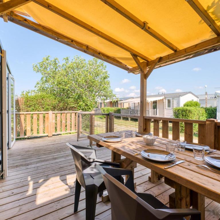 Camping Paradis Les Jonquilles - Premium Mobile Home with Air-Conditioning - 2 Bedrooms - 9