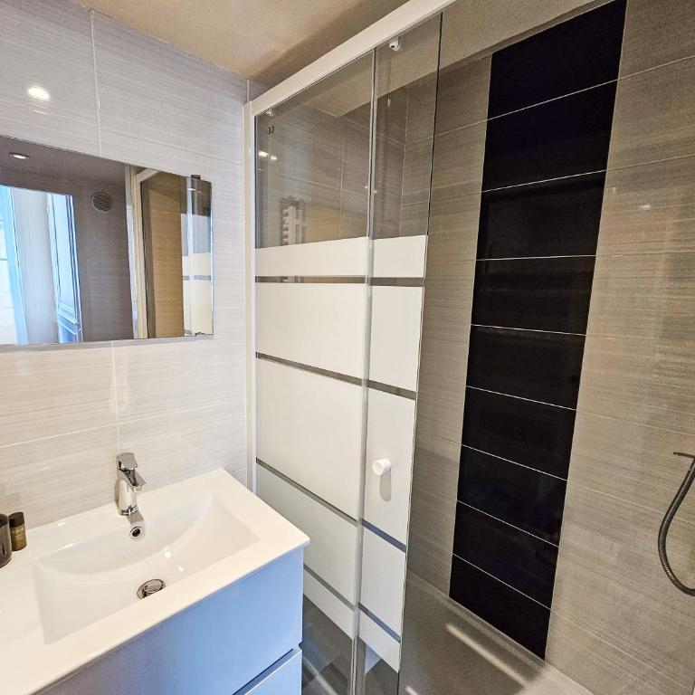 Le Haussman 4 places - Louis Pradel - Netflix - Appartement - 43