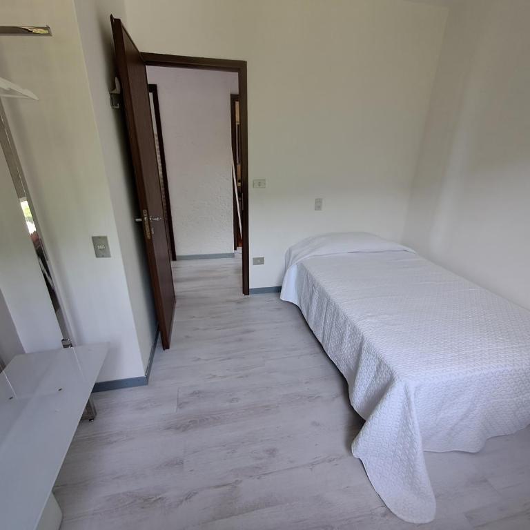 Residenza La Rustica Appartamento 9 vista lago - Appartamento con 2 Camere da Letto - 14
