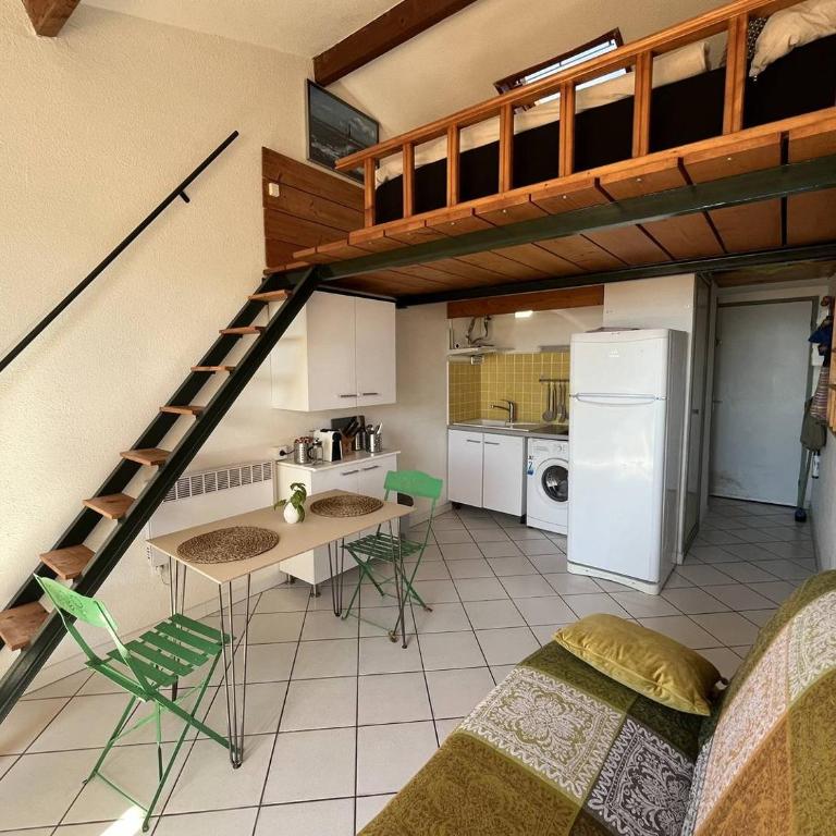 Joli Duplex avec vue sur Mer, 2 ou 3 couchages, Clim, 50m de la plage de Portiragnes LXCRAB8 - Apartment with Sea View - 3