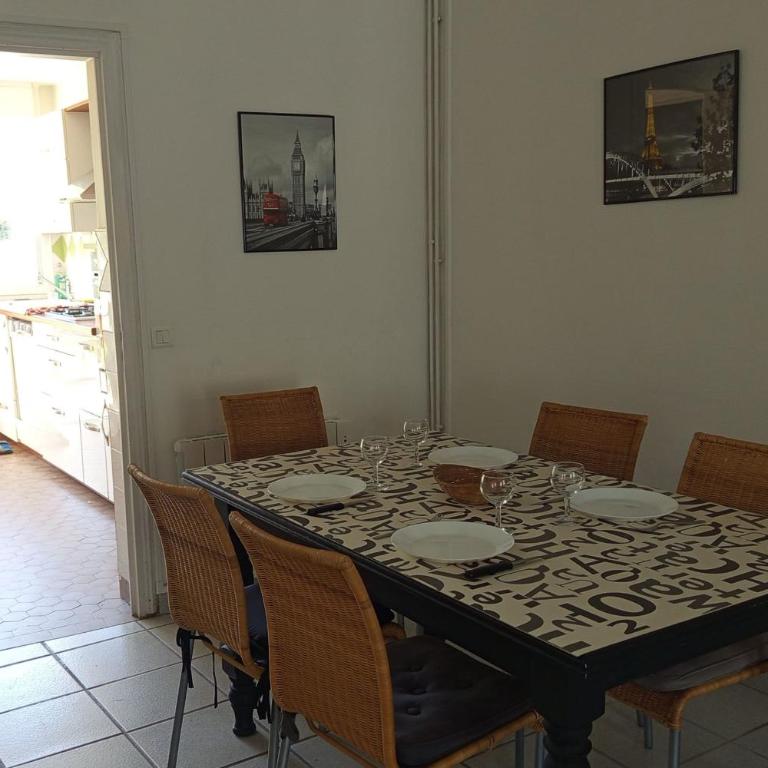 Bright house with garden near beach - Casa Vacanze - 3