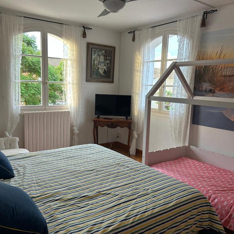 les chambres de Dominique - Chambre Triple - Vue sur Jardin - 1