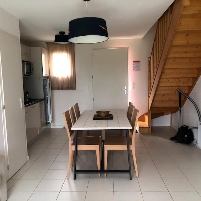 Lagrange Vacances Le Village de la Mer - Maisonnette Duplex (6 Adultes) - 16
