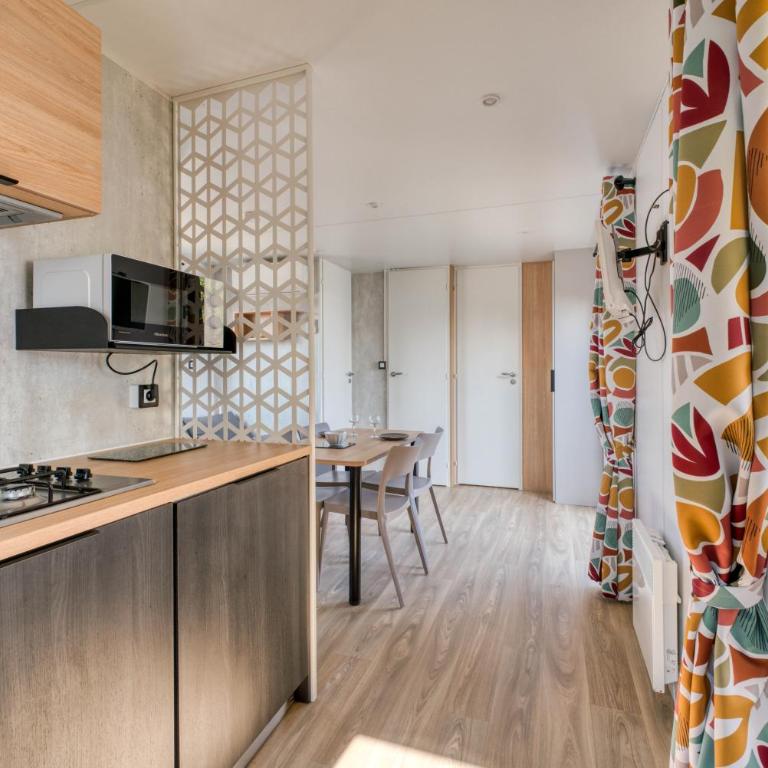 Camping Paradis Les Jonquilles - Premium Mobile Home with Air-Conditioning - 3 Bedrooms - 21