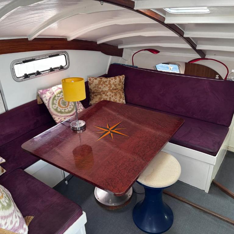 Catamaran - Mobile Home - 2
