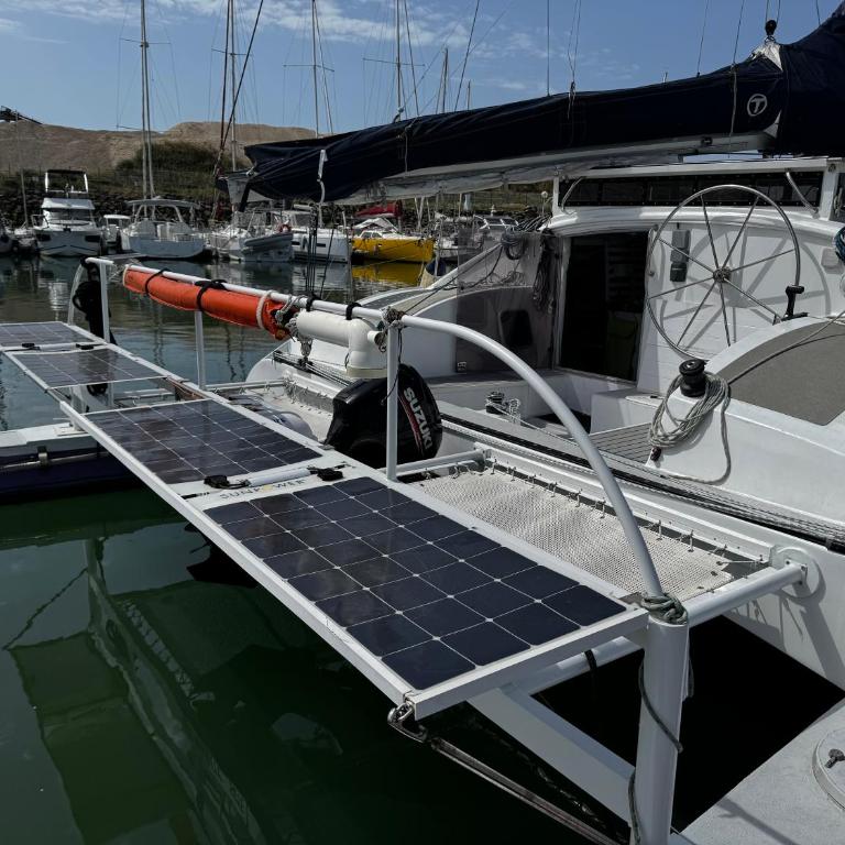 Catamaran - Mobile Home - 3