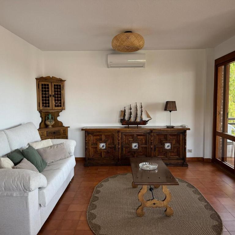 Oasis en las Villas de Benicasim - Three-Bedroom Apartment with Sea View - 8