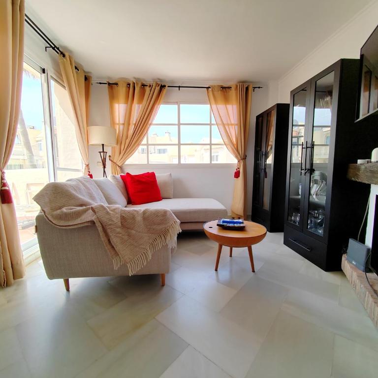 Puerto Marina beach 1 bed flat - Apartment - 1