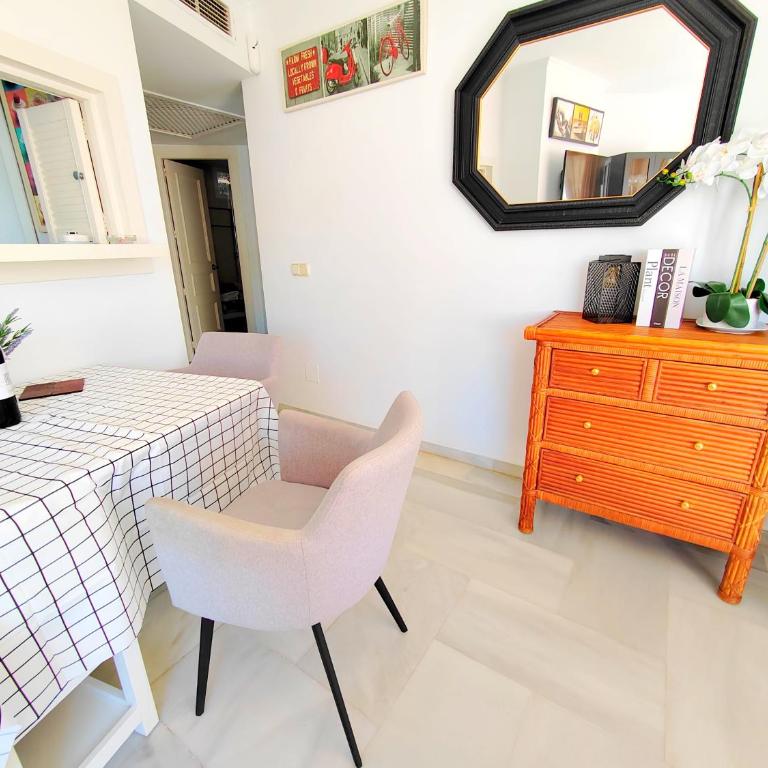 Puerto Marina beach 1 bed flat - Apartment - 7