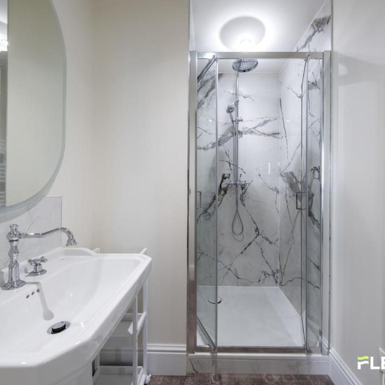 T2 lumineux proche Grands Boulevards Paris 10è - Appartement - 11