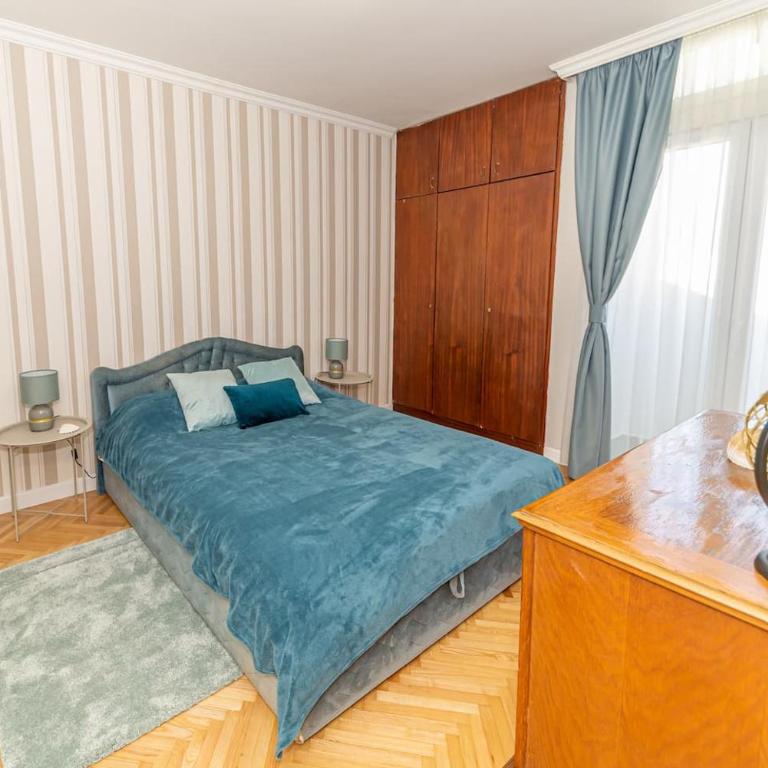 City Center de lux apartment 3bd - Appartement 2 Chambres - 22