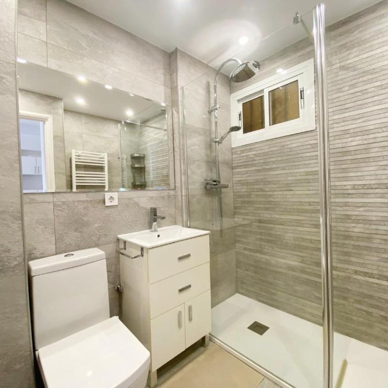 Iris Mountain View 1 Bed - One-Bedroom Apartment - 9