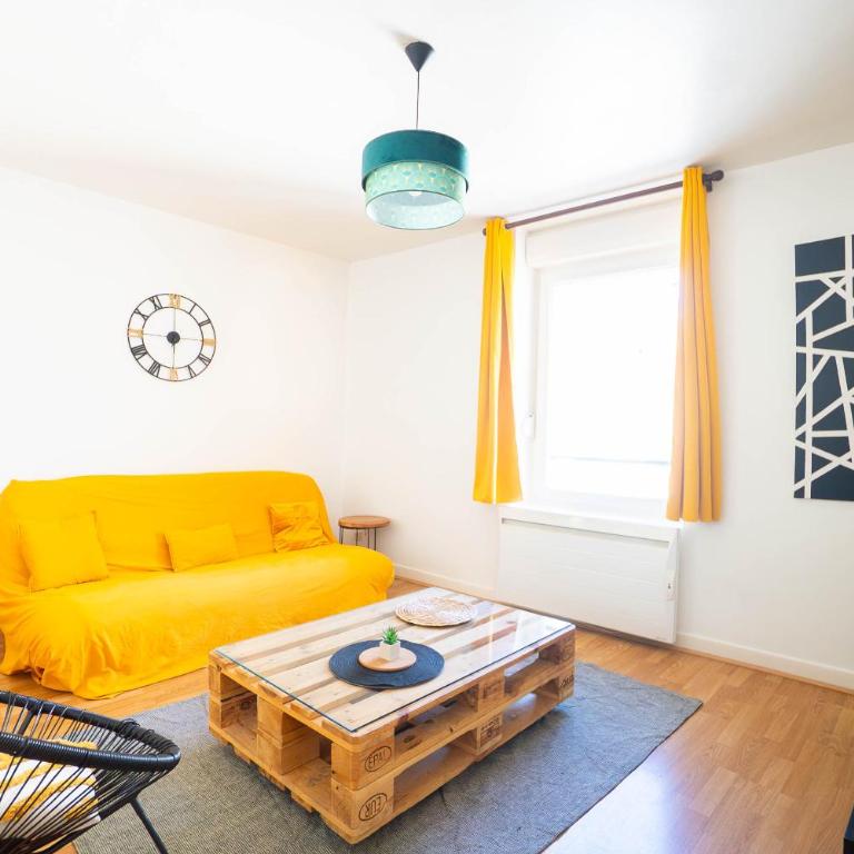 Le PetitThomas - Centre - One-Bedroom Apartment - 10