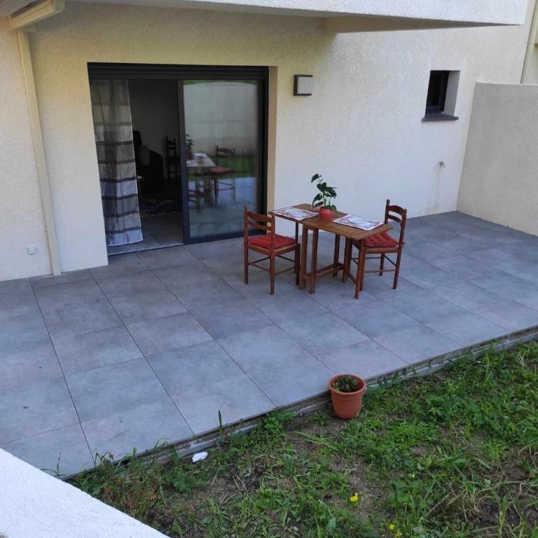 Apartment F2 - Apartamento de 1 dormitorio - 5