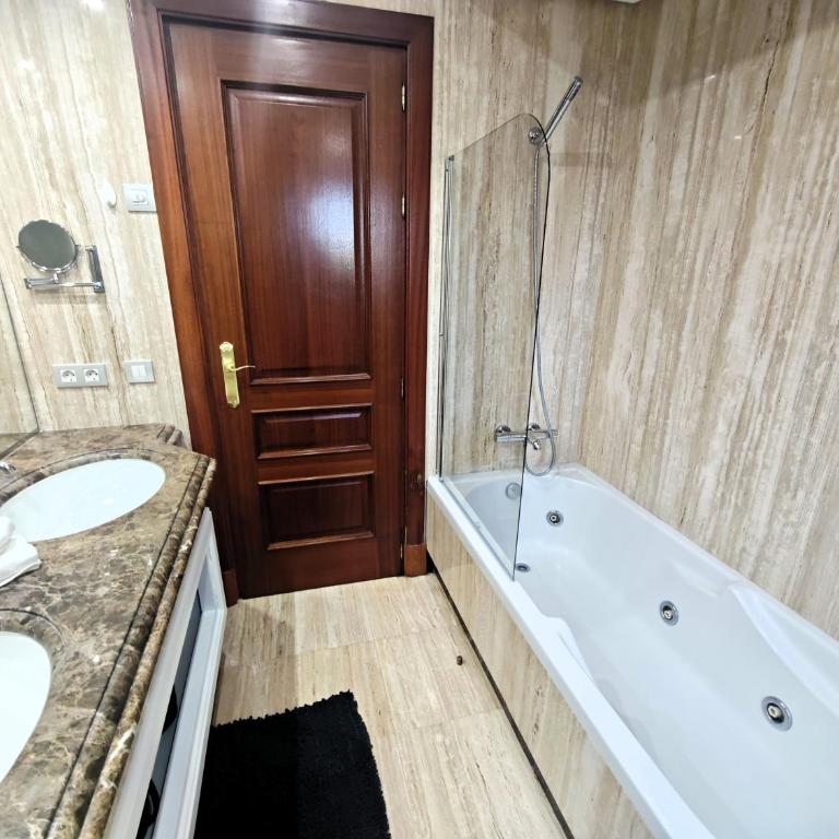 Beachfront Penthouse & SPA & Pools & Gym – EHHouse - Apartamento de 1 dormitorio - 22