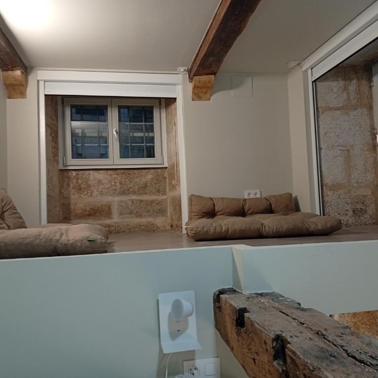 Loureiros Dorm - Double Room with Private Bathroom - 1