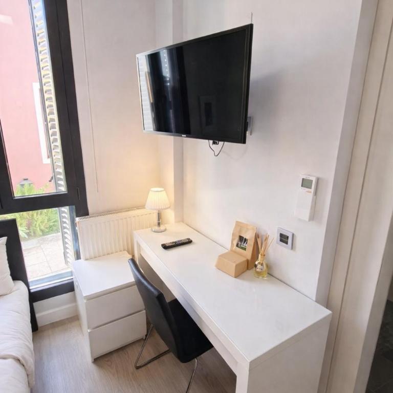 Habitaciones con estilo y comodidad en el centro de Madrid - Chambre Double avec Salle de Bains Privative - 6