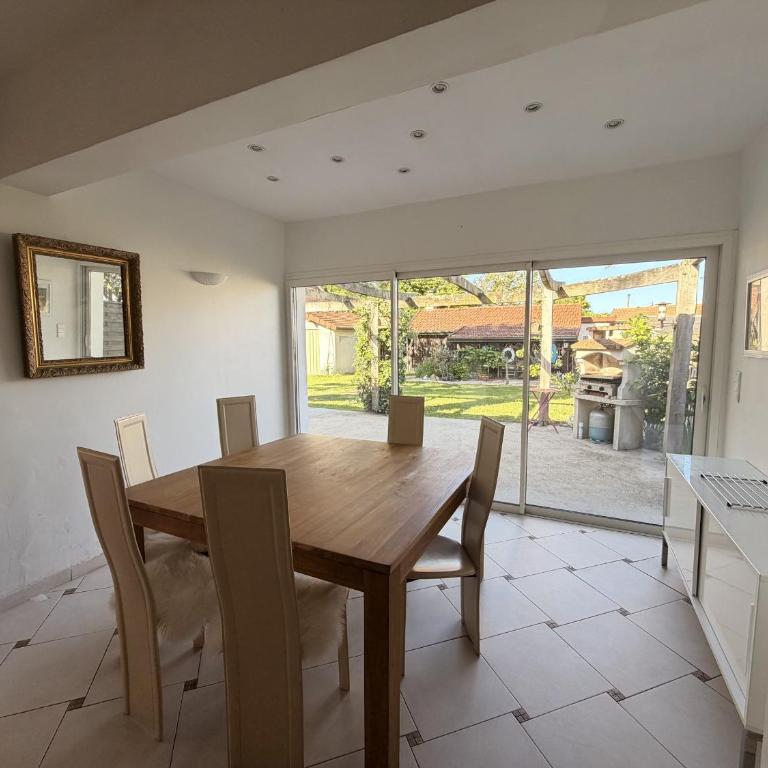 Maison proche port - 6 pers. - FR-1-319-641 - Maison de Vacances - 7