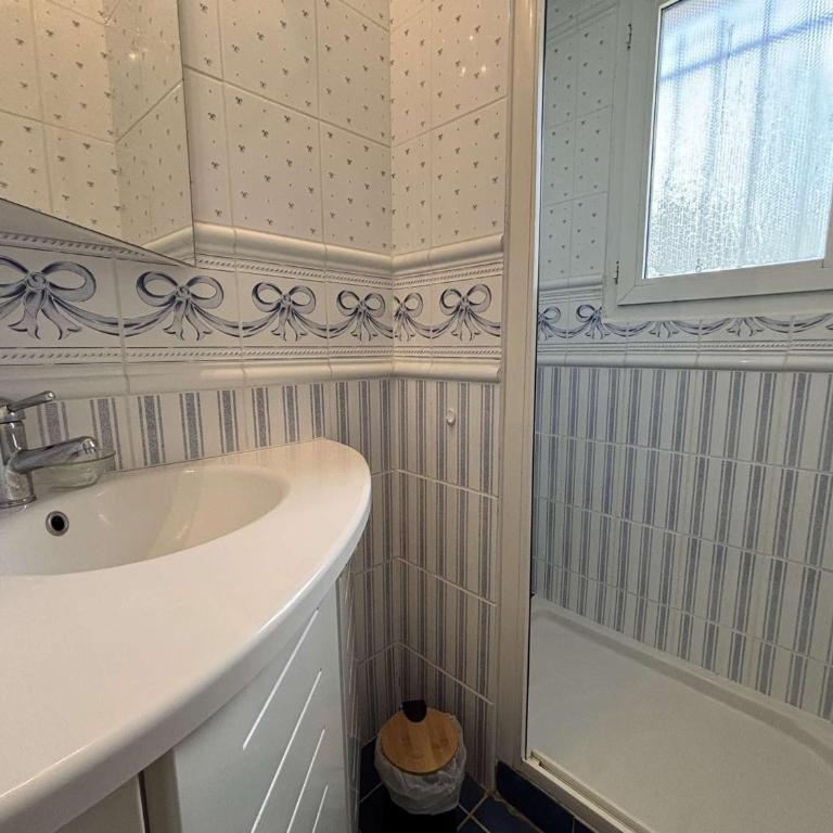 Appartement vue mer, climatisé - 4 pers. - FR-1-226B-260 - Appartement - 9