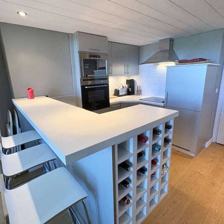 Appartement proche centre - 7 pers. - FR-1-597-199 - Apartamento - 6