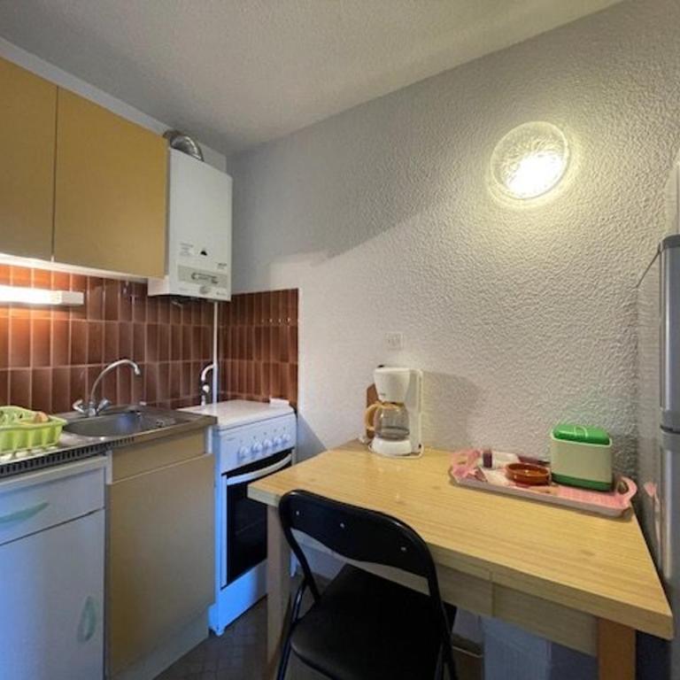 Studio cabine proche village naturiste - 4 pers. - FR-1-880-31 - Studio - 5