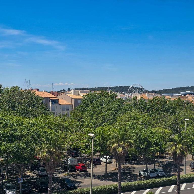 Studio mezzanine idéal, parking - 4 pers. - FR-1-880-92 - Appartement - 13