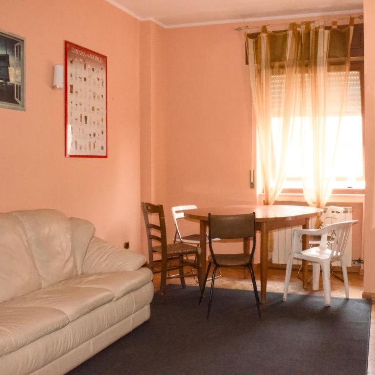 Ampia Dimora a Pescara tra Mare e Pineta - La Casa di Marta - Four-Bedroom Standard Apartment - 19