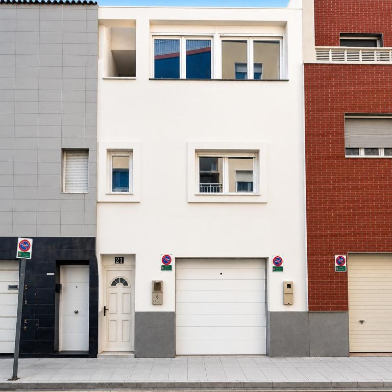 ApartamentosCRP - Two-Bedroom Townhouse - 19