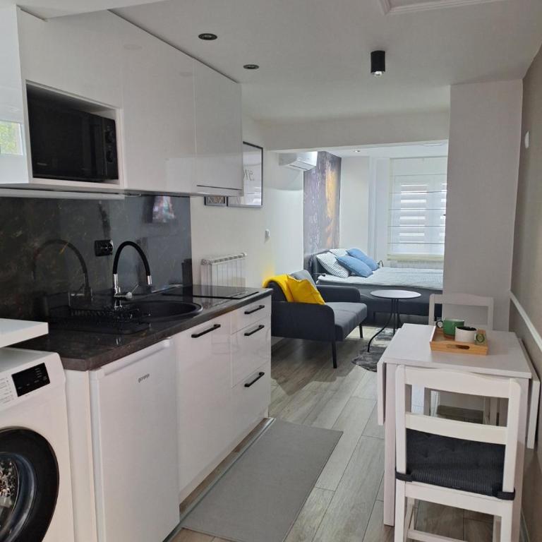 Apartman Elzi Tuzla - One-Bedroom Apartment - 3